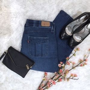 Levi’s Classic Capris SZ 12